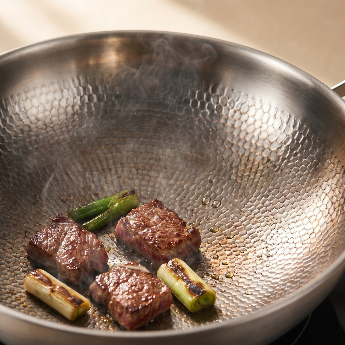Hammered Titanium Wok Pan